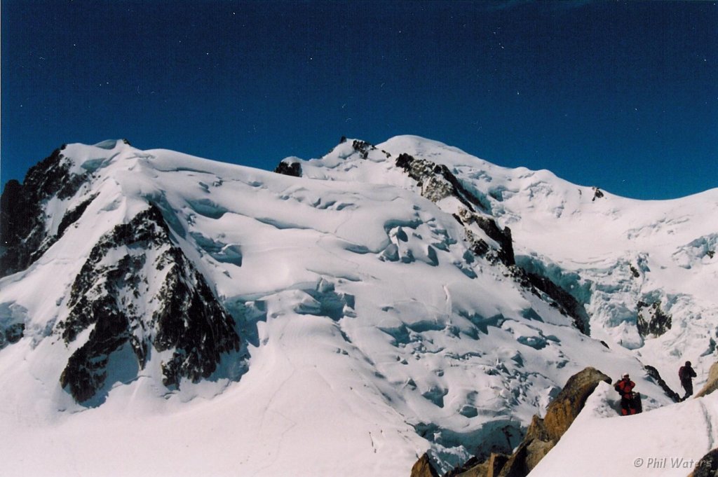 Alps_5.jpg - View out on the snow